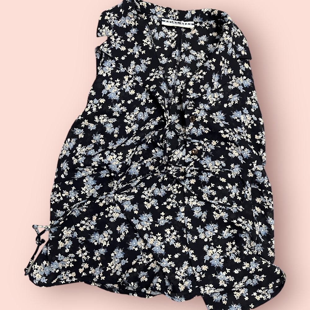 Vintage wrap floral blouse